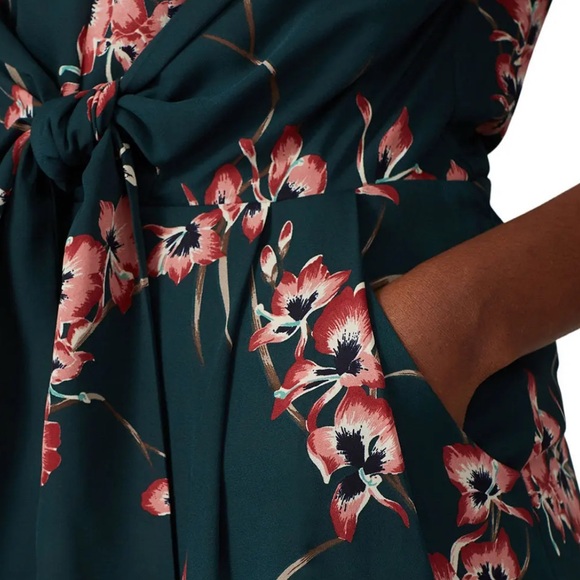 Louna Floral Green Jumpsuit - Medium - Picture 3 of 9